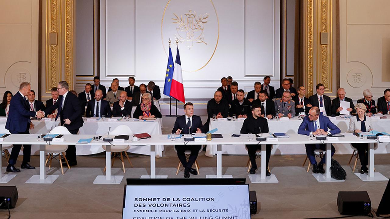 Fransa'daki Gönüllüler Koalisyonu Liderler Zirvesi başladı