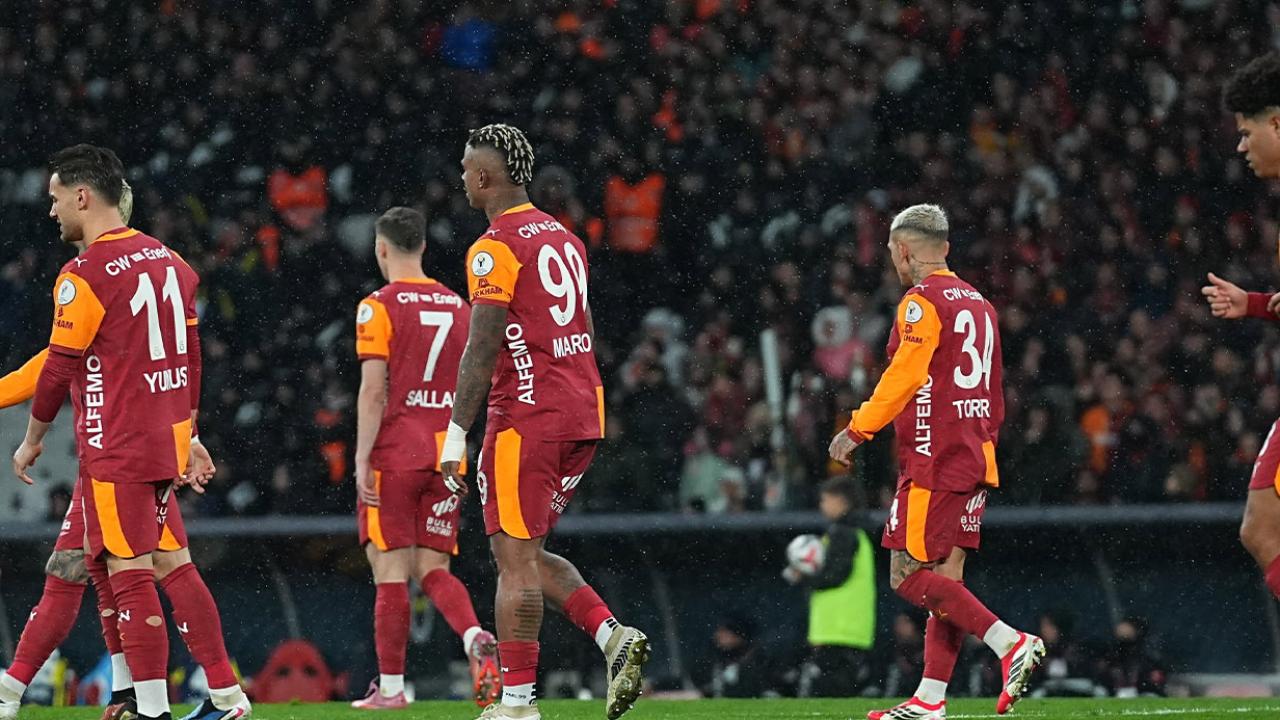 Galatasaray, Fenerbahçe’ye 4 maç sonra yenildi