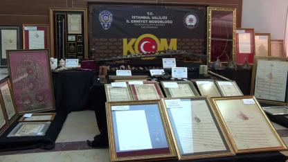 Osmanlı Dönemine ait kalkan ve miğfer grubu ve binlerce eser ele geçirildi