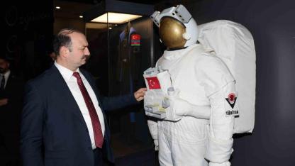 Rektör Hacımüftüoğlu’ndan Bilim Erzurum’a ziyaret: "Gelecek vizyonumuz gençlerimizin hayalleriyle güçleniyor"