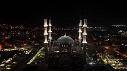 Selimiye Camii’nin ışıkları yıllar sonra yeniden yandı