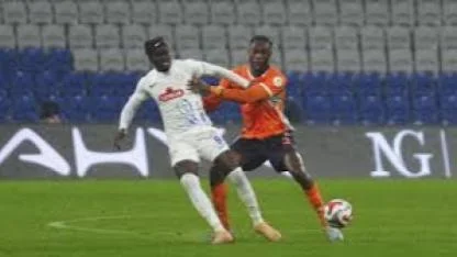 Trendyol Süper Lig: RAMS Başakşehir: 2 - Çaykur Rizespor: 2 (Maç sonucu)