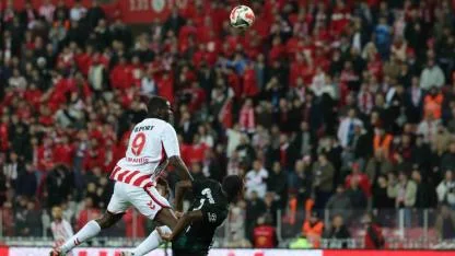 Trendyol Süper Lig: Samsunspor: 0 - Kocaelispor: 0 (Maç sonucu)