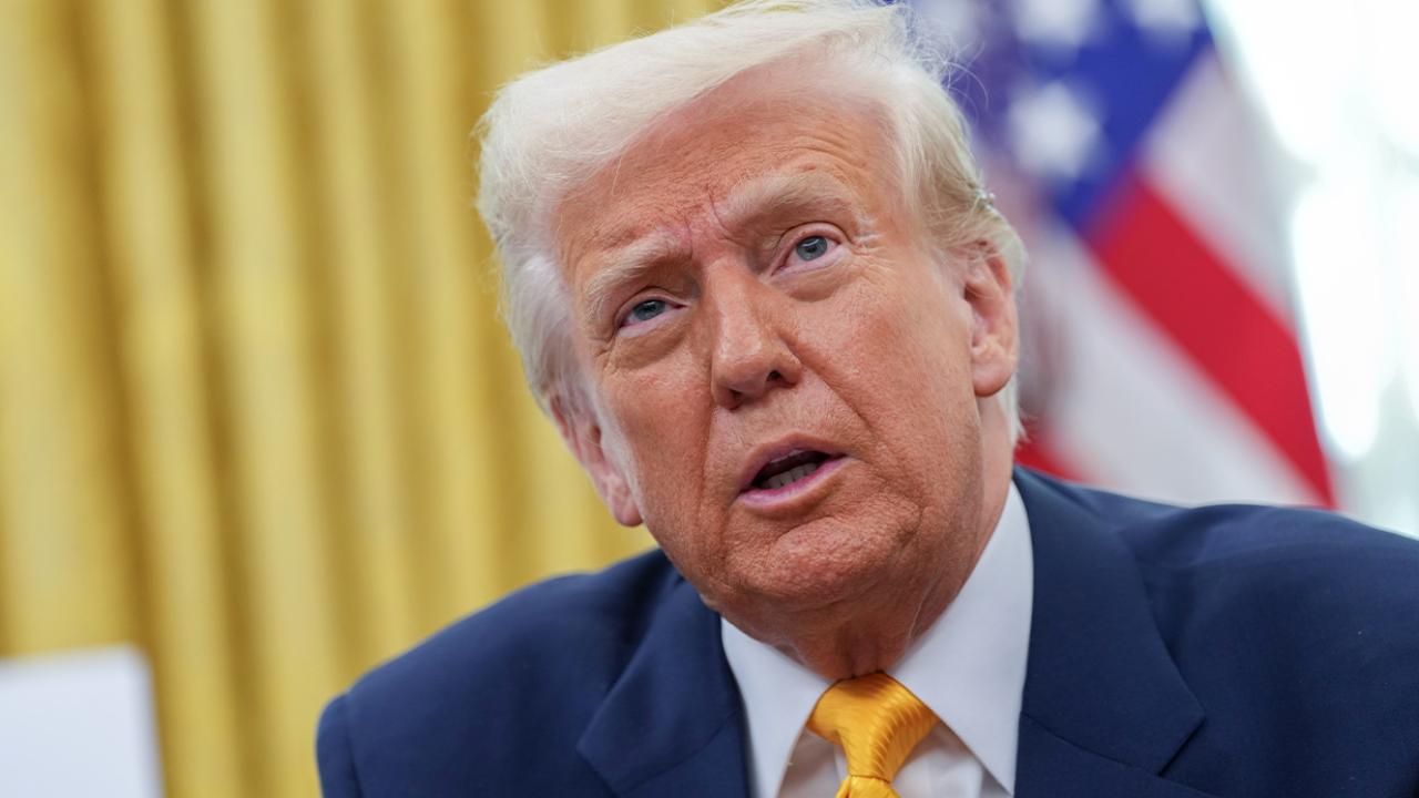 Trump, Dünya Ekonomik Forumu'na geniş bir heyetle katılacak