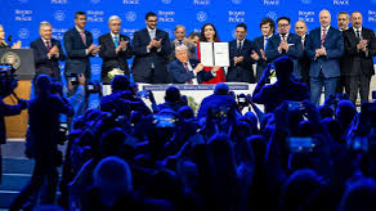 Trump'ın kurduğu Barış Kurulu'nun kuruluş sözleşmesi Davos'ta imzalandı
