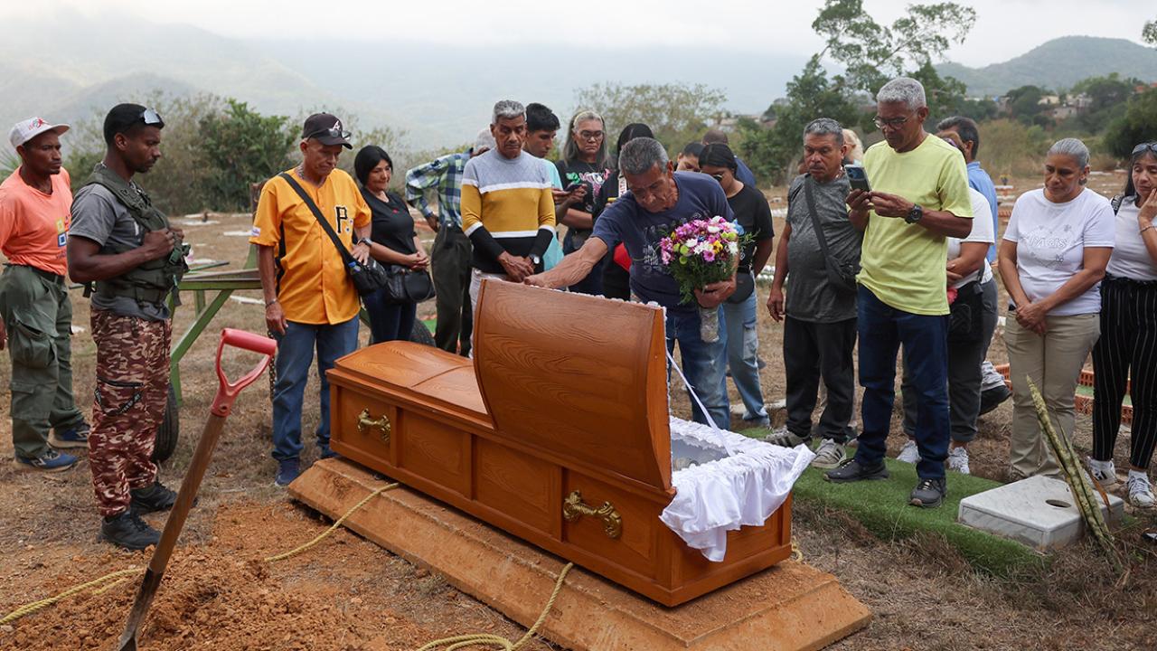 Venezuela İçişleri Bakanı: "ABD'nin saldırılarında 100 kişi hayatını kaybetti"