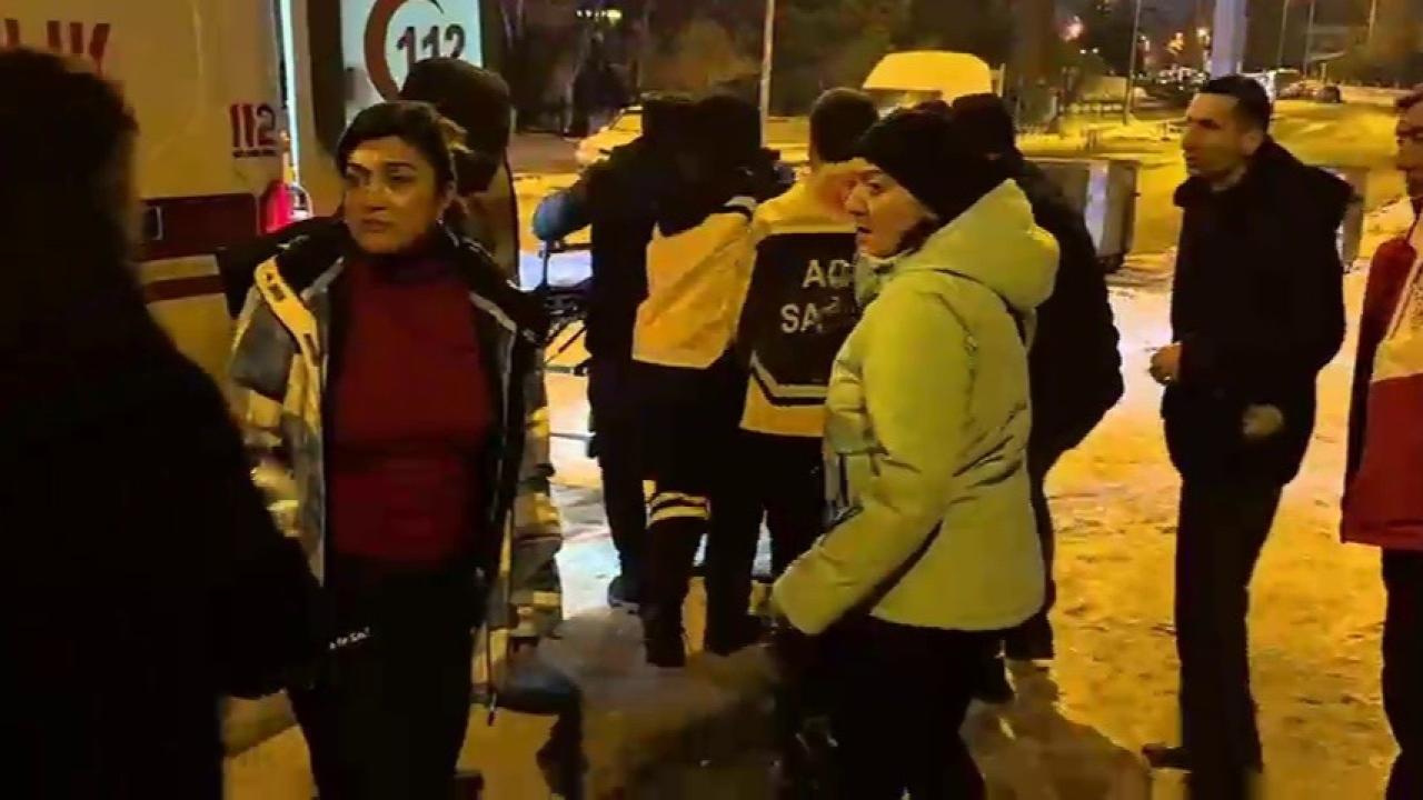 Yolda baygın bulunan kadın hastaneye kaldırıldı