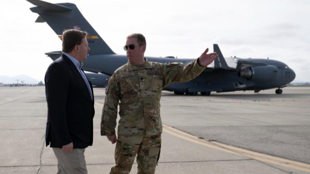 ABD'de bir ilk: Nükleer reaktörü kargo uçağıyla taşıdı