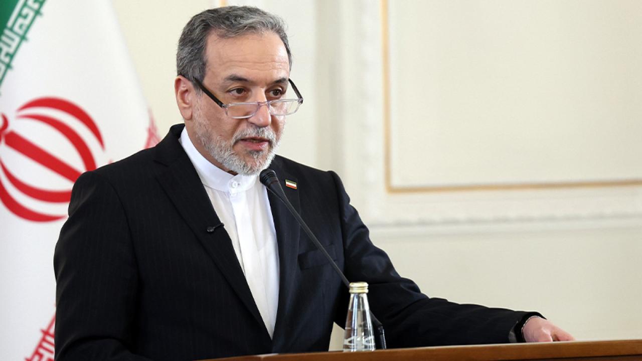 Arakçi: "Dünya bir saçmalıkla karşı karşıya ve Avrupa bunu bilinçli olarak benimsiyor"