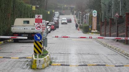Asansör boşluğunda sıkışan kişi hayatını kaybetti