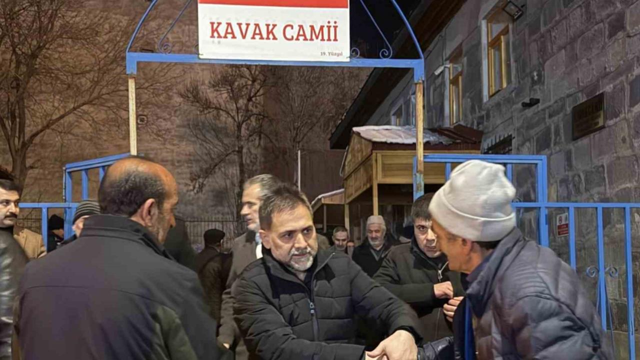 Başkan Sekmen ve Uçar vatandaşla buluştu