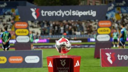 Beşiktaş - Galatasaray derbisinin tarihi açıklandı