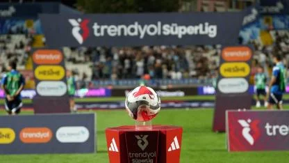 Beşiktaş - Galatasaray derbisinin tarihi açıklandı