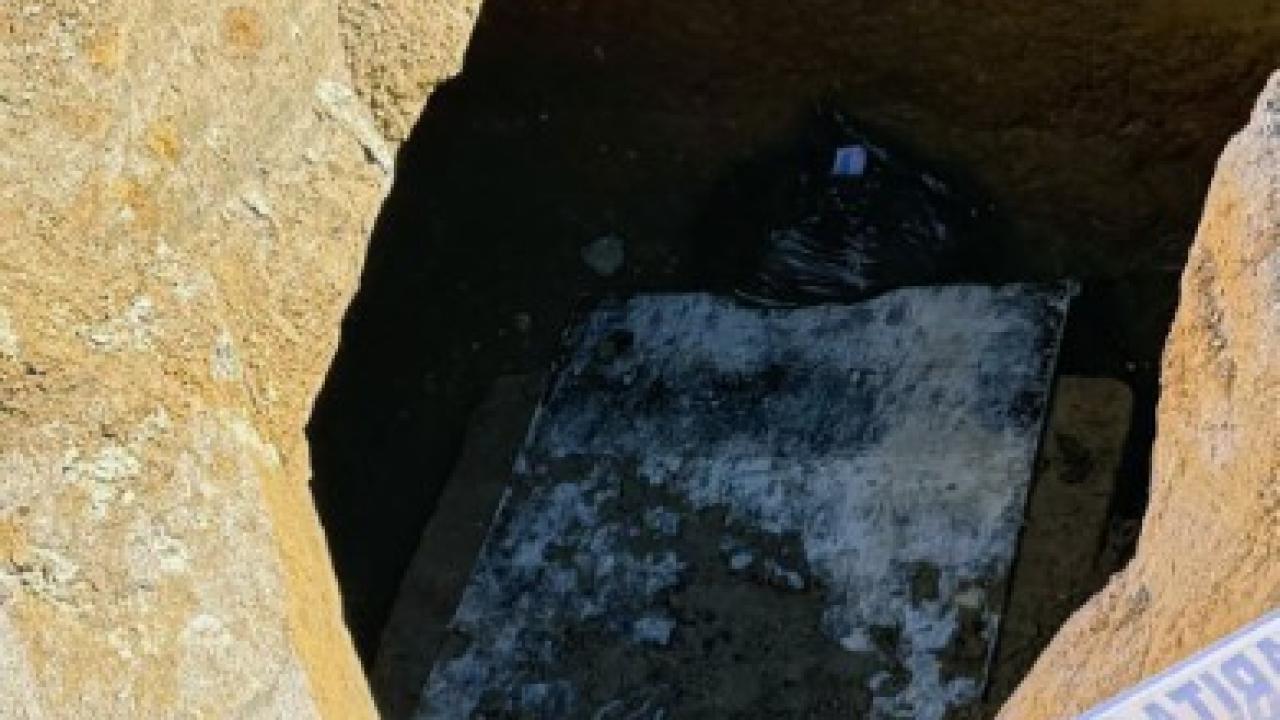 Bodrum’da su isale hattı kazısında lahit bulundu