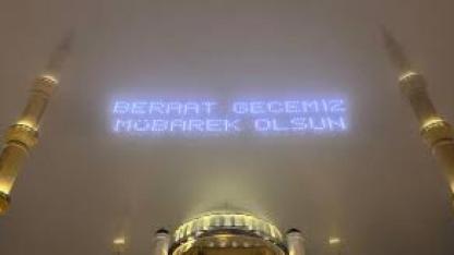 Çamlıca Camii’nde Berat Kandili dualarla idrak edildi