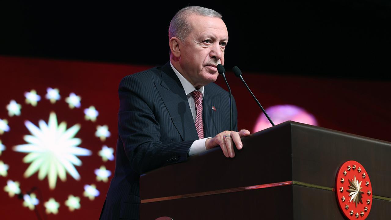 Cumhurbaşkanı Erdoğan, BAE Devlet Başkanı Al Nahyan ile görüştü