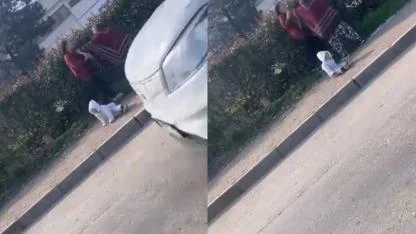 Dilenci kadınların kavgası kamerada: Kucağındaki bebek yere düştü