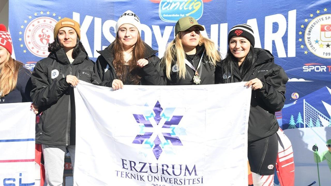 ETÜ Kayak Alp Disiplini Türkiye Şampiyonası’nda çifte kupa ile zirveye yerleşti