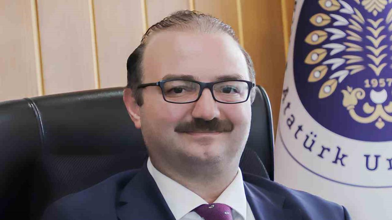 Hacımüftüoğlu: "Birlik ve beraberlik ruhunu da tüm dünyaya gösterdik"