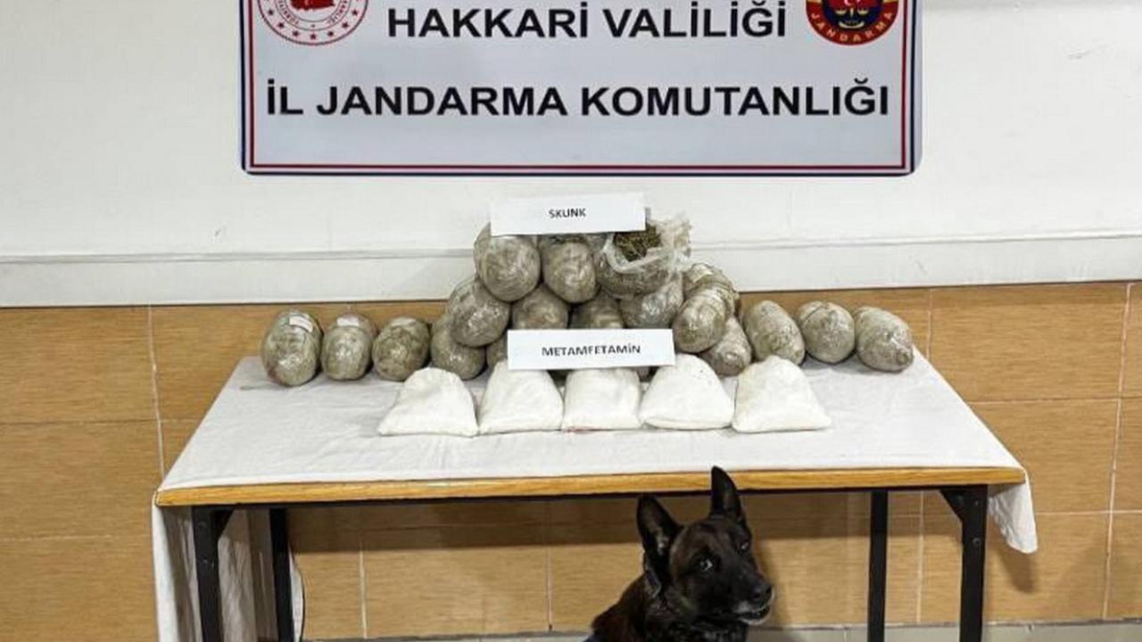 Hakkari’de 22 kilo uyuşturucu ele geçirildi