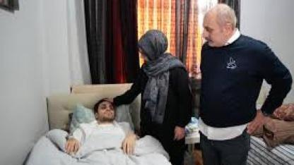 İstanbul’da metro çıkışında dehşet, yardım etmek istedi, 6 yerinden bıçaklandı