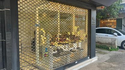 İzmir’de kuyumcuya silahlı soygun girişimi