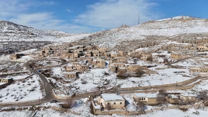 Mağara köyü yeniden canlanıyor