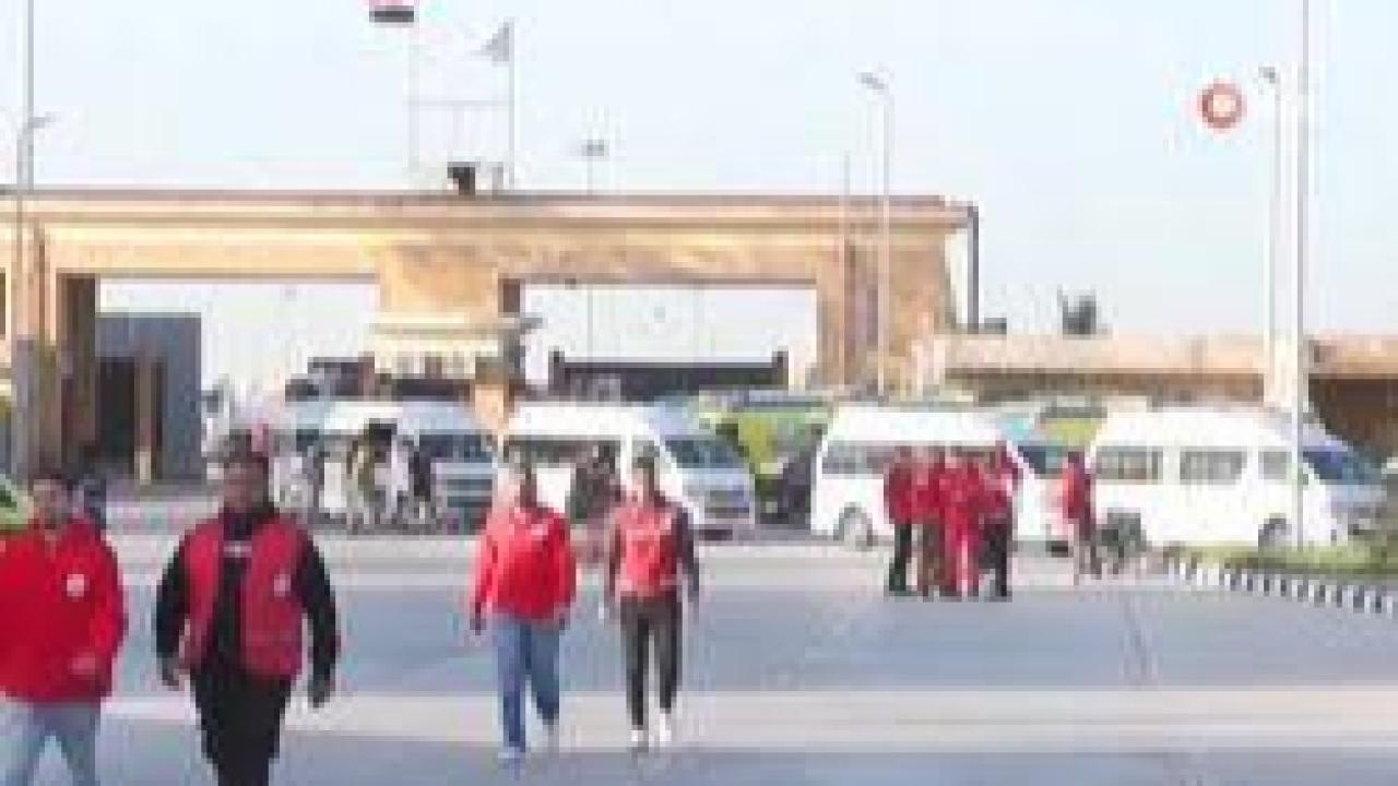 Refah Sınır Kapısı, yaklaşık 2 yılın ardından iki yönlü açıldı