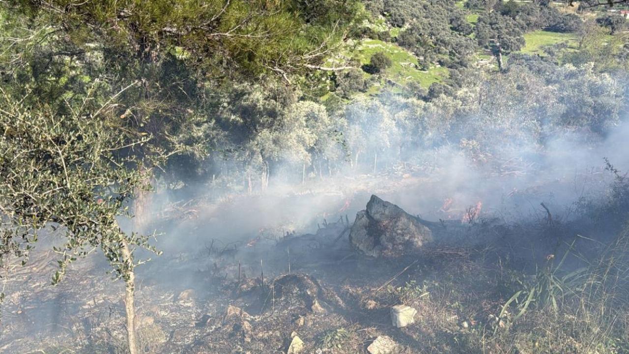 Temizlik yaparken yangın çıkardılar