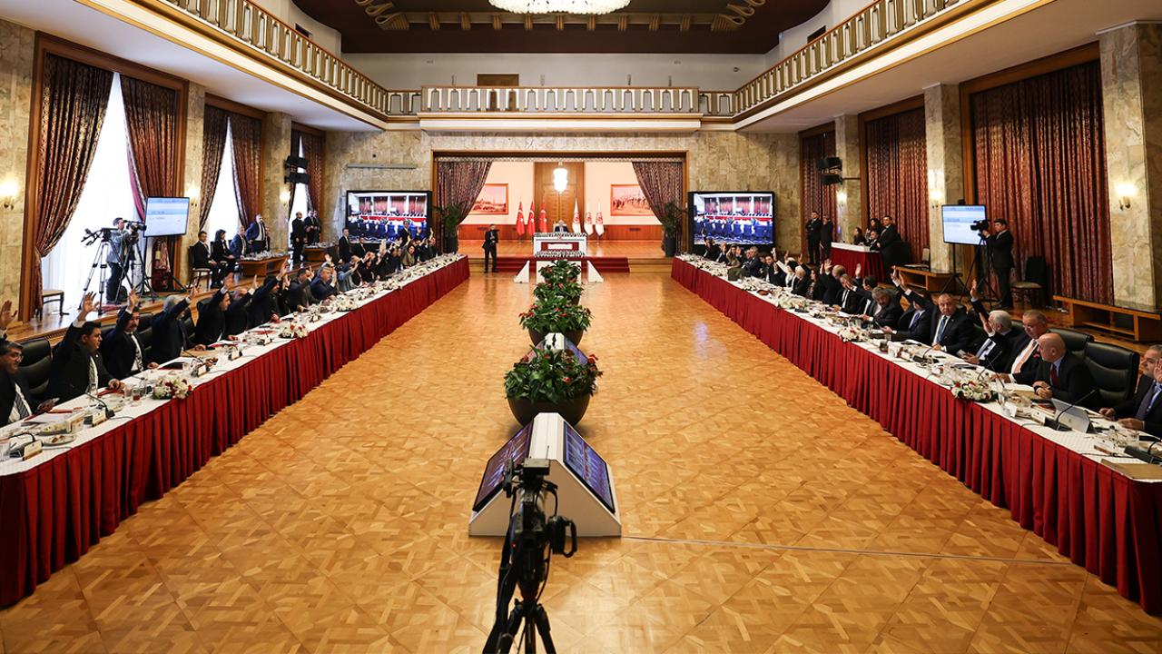 'Terörsüz Türkiye' raporu kabul edildi