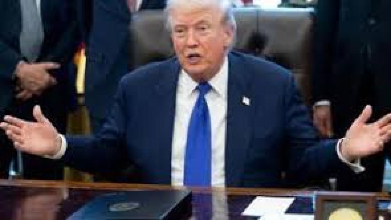 Trump : "(İran) Vurulmak istemedikleri için müzakere ediyorlar"