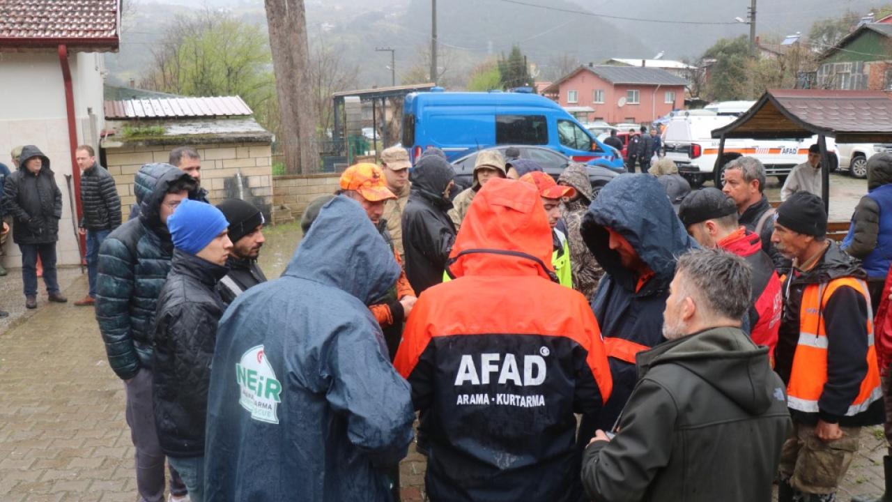 2 gündür haber alınamayan vatandaşın cansız bedenine ulaşıldı: 130 personel görev aldı
