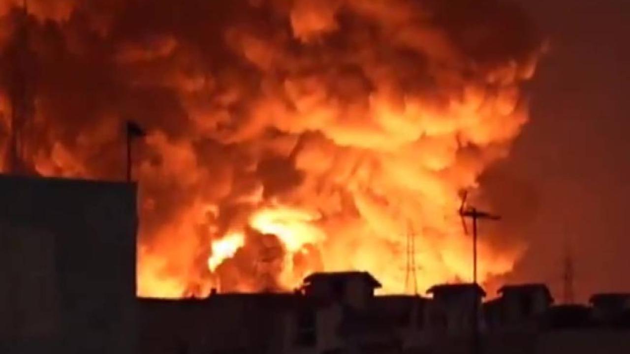 ABD ve İsrail, İran'da 5 petrol tesisini vurdu, 4 kişi öldü