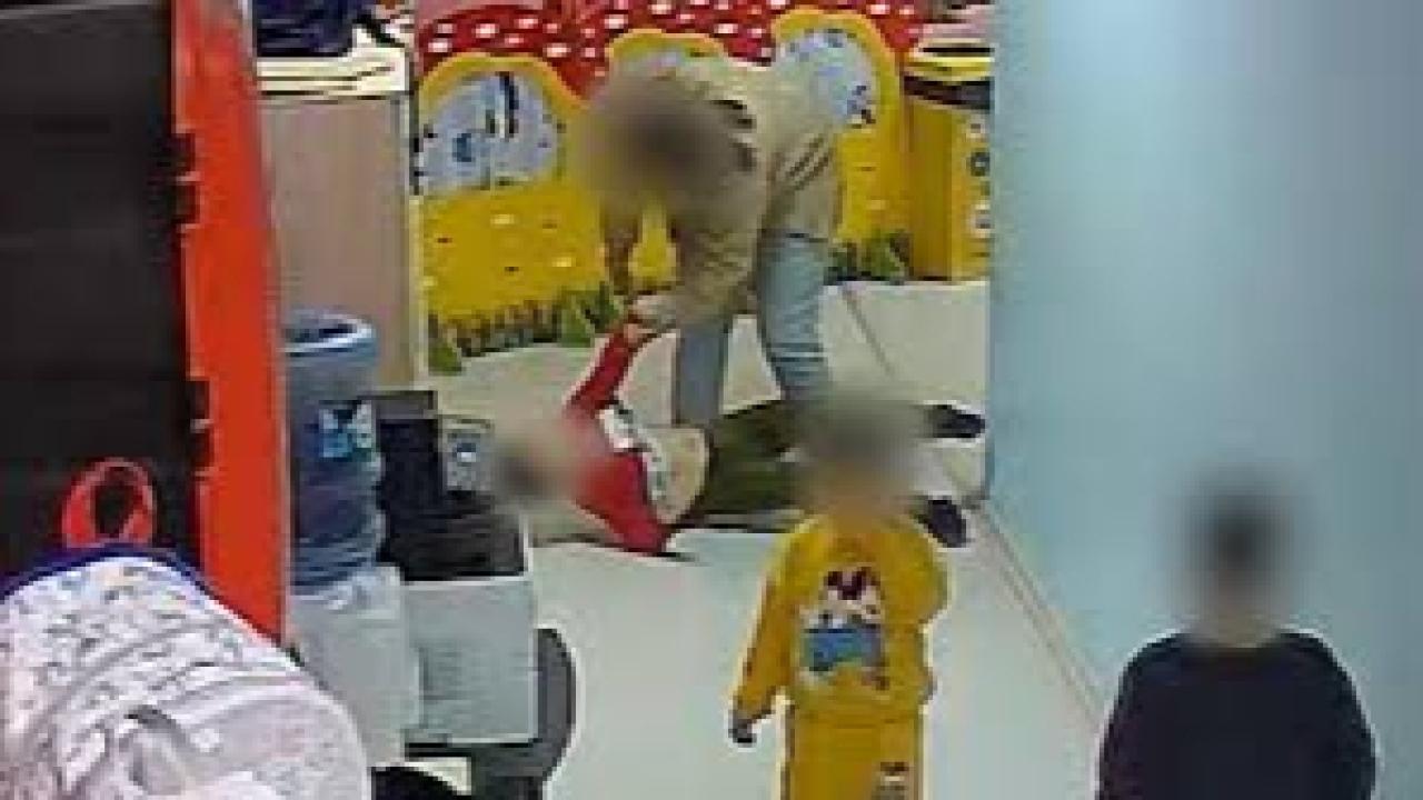 Anaokulunda öğrencisini darbettiği iddia edilen öğretmene para cezası