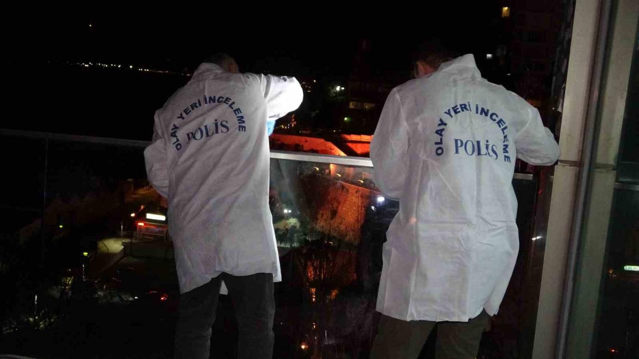 Antalya’da 21 Yaşındaki genç 30 metre yükseklikten beton zemine düşerek hayatını kaybetti