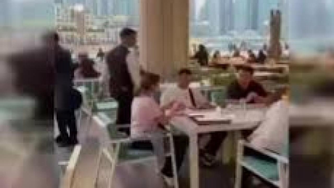 Dubai'de iftar için patlatılan top paniğe neden oldu