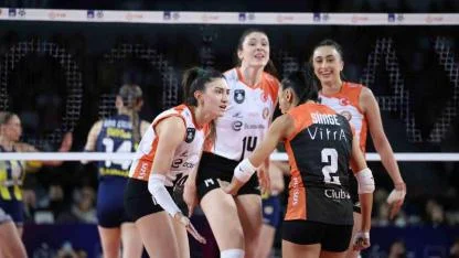 Eczacıbaşı Dynavit, Kupa Voley’de adını finale yazdırdı