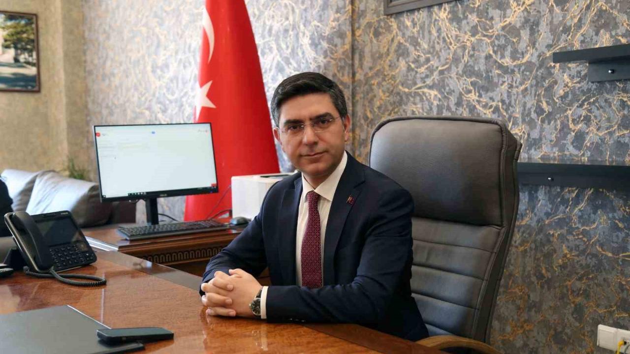 Erzurum Şehir Hastanesi’nde yeni dönem, başhekim değişti