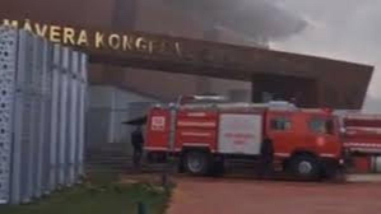 Gaziantep Üniversitesi’nde korkutan yangın: Milyonlarca liralık zarar oluştu