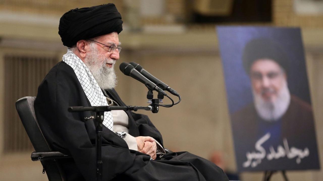 İran Dini Lideri Hamaney’in eşi hayatını kaybetti