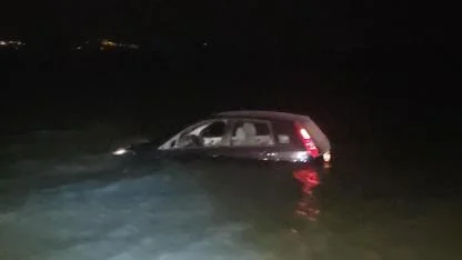 İznik Gölü’ne uçan otomobilde can pazarı