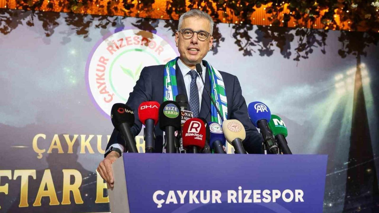 Kemal Memişoğlu "Rizespor Süper Lig’deki spor kulüplerine örnek olan davranış ve yapı içerisinde"