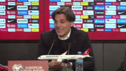 Montella: "İnşallah ülkemiz adına Dünya Kupası’na katılabiliriz ve herkesi mutlu edebiliriz''