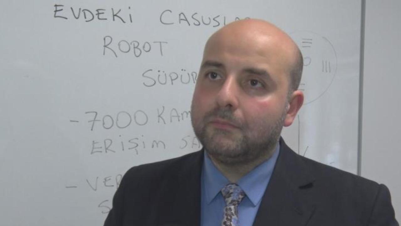 Robot süpürgelerde casusluk tehlikesi