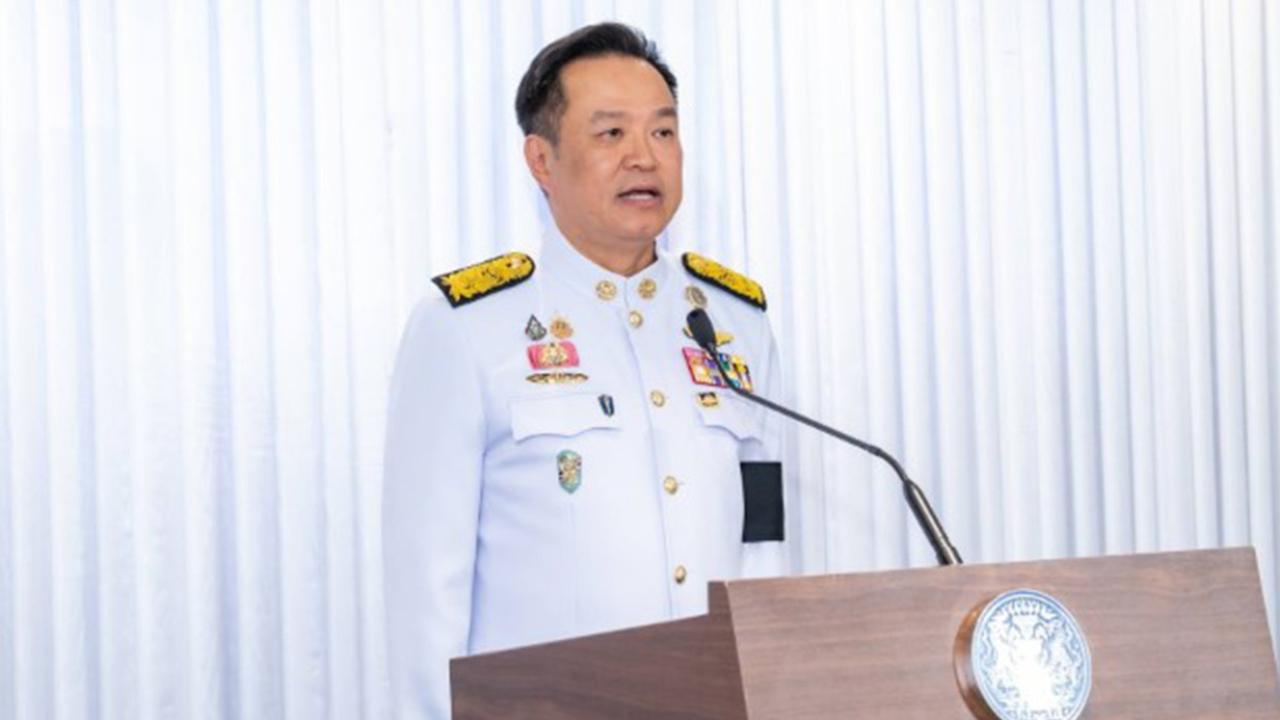 Tayland Kralı, yeni hükümet kabinesini onayladı