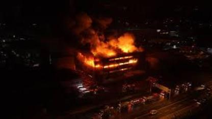 Trabzon’da fındık fabrikasındaki yangına müdahale devam ediyor