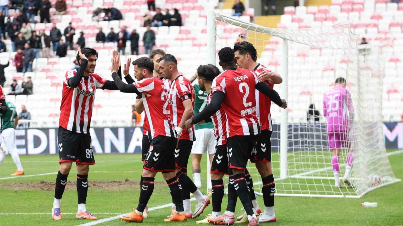 Trendyol 1. Lig: Özbelsan Sivasspor: 1 - Ümraniyespor: 0