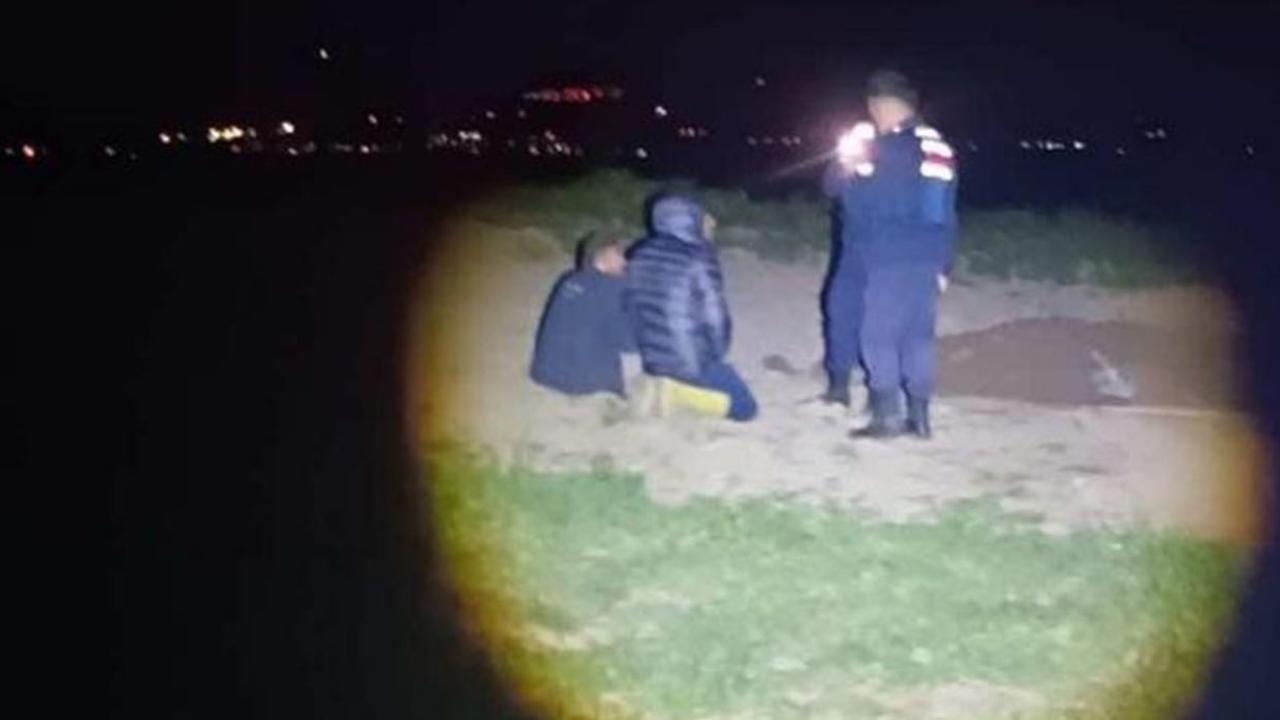 Türbede kaçak kazı yapan 7 şahıs suçüstü yakalandı