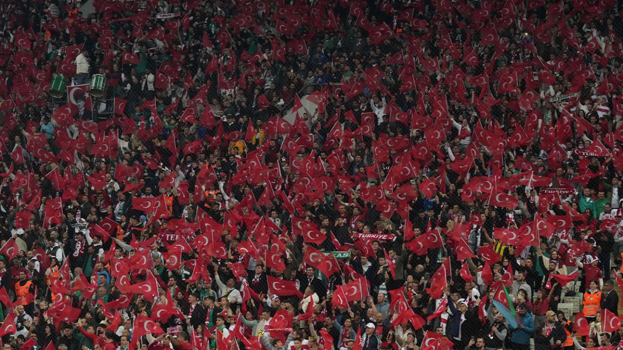 Türkiye - Romanya maçının genel bilet satışları başladı