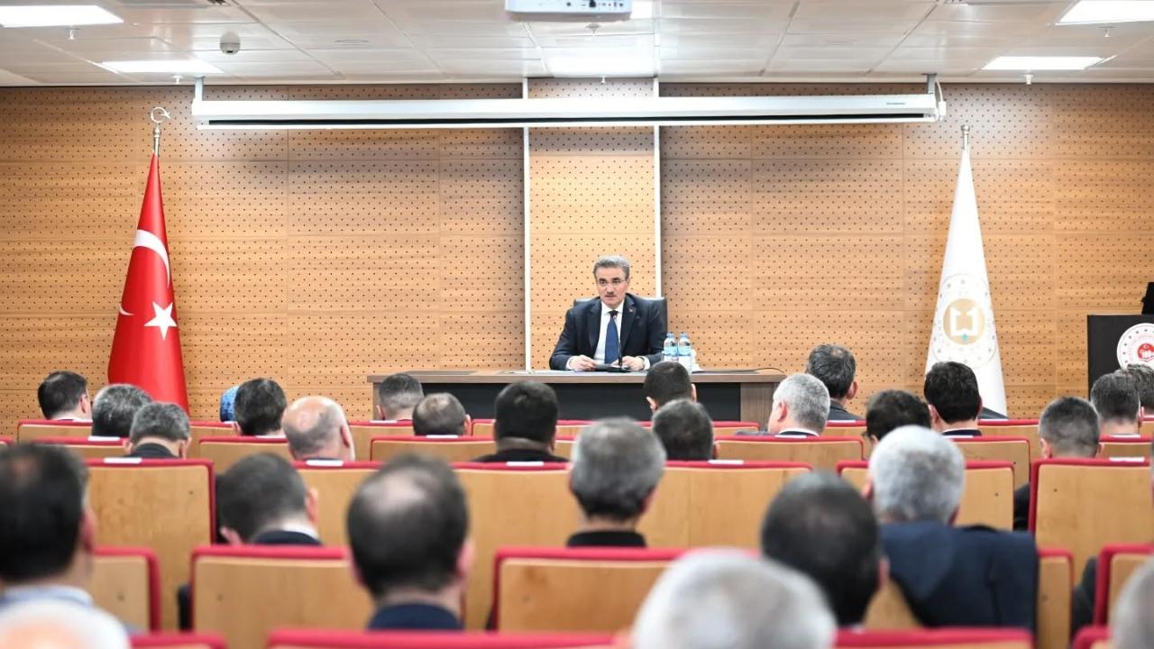 Vali Baruş: "Samimiyet ve adalet ilkeleri kamu hizmetlerinin temeli"
